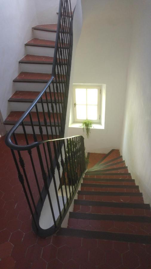 Le Moulin De Varrians Bed & Breakfast